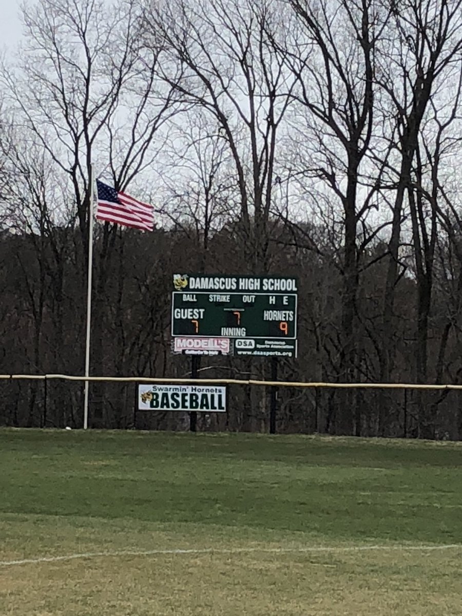 Hornets WIN!!!  Varsity Baseball defeats Quince Orchard 9-7  🐝⚾️ @cszscores @allmetsports