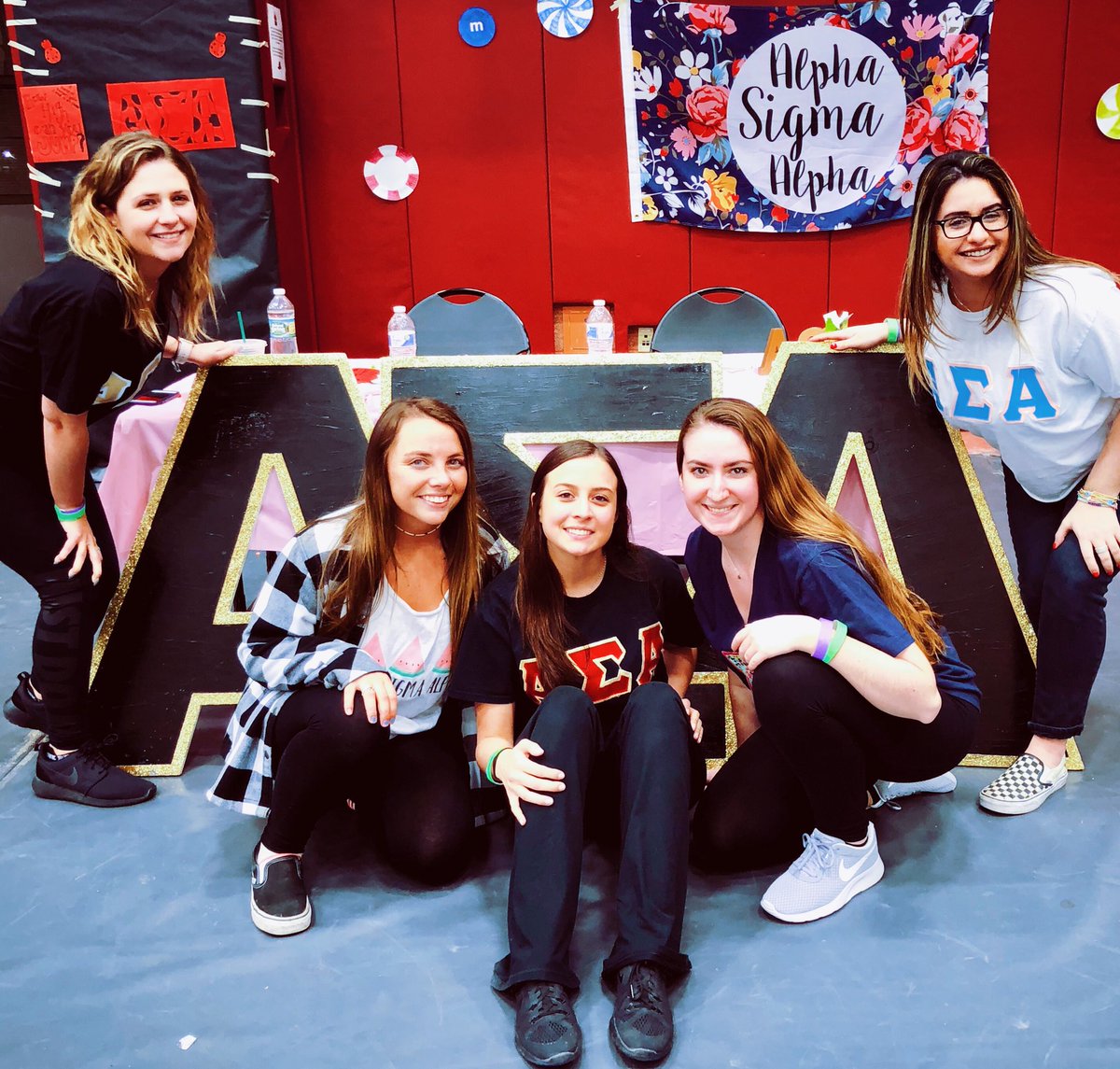 Alpha Sigma Alpha tweet media