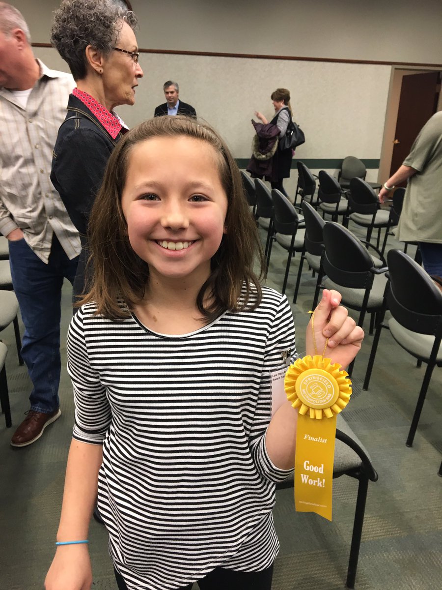 jtalburt's tweet photo. Go @PershingElem! Three @Pershing4th students were finalists  and one was the 3rd place winner of the @SpringfieldBar Law Day Poster Contest! Congratulations! 🏆 @officialSPS #pershingproud https://t.co/YhcoNr0TR3