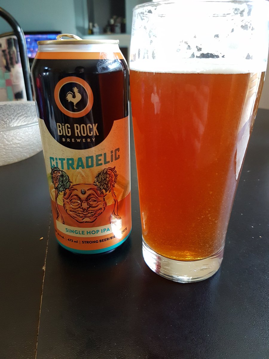 hixs78's tweet photo. Hey @BigRockBrewery should my beer be this chunky? https://t.co/G17bWylOw6