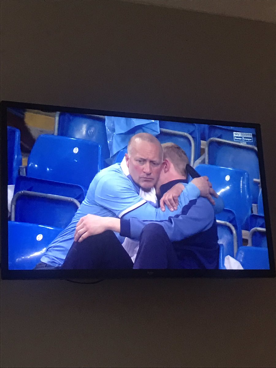 JakePearce82's tweet photo. @markgoldbridge 😂😂 only ones in the stadium all game! https://t.co/Jwr2DBlk0C
