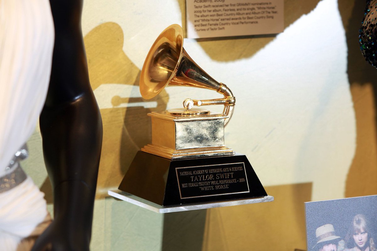 hughweber1's tweet image. We debuted a new exhibit to our #GRAMMYMusuemEXP at @PruCenter yesterday - the #TaylorSwiftEXP. Our thanks to @taylorswift13 for donating artifacts for her #Swifties to see.

Must-see exhibit is now open! 🎟️: grammymuseumexp.org.