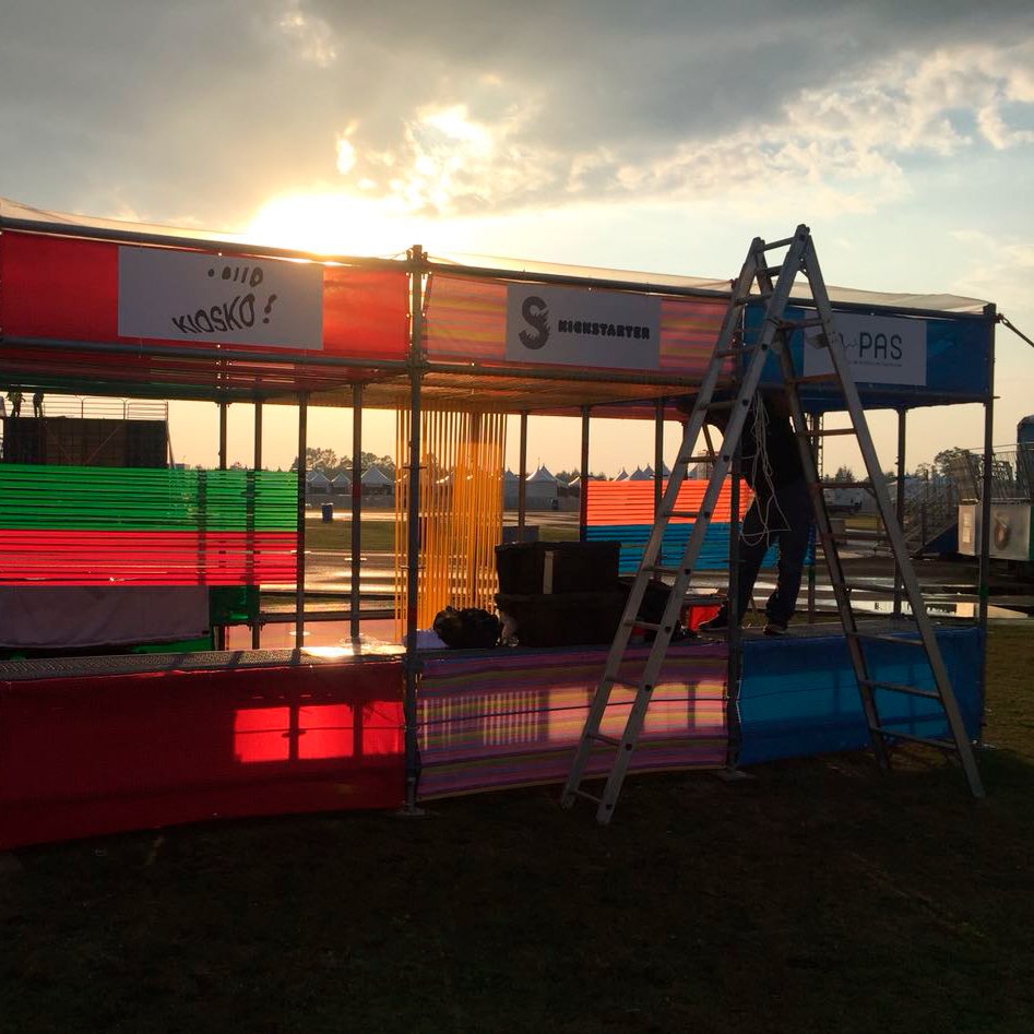Lm3ntal's tweet photo. 🚩 #CeremoniaXXX va! 🔥🔥🔥 #Wow! 🎪 Ya estás aquí?... 🌞 https://t.co/ELiquAlLbR