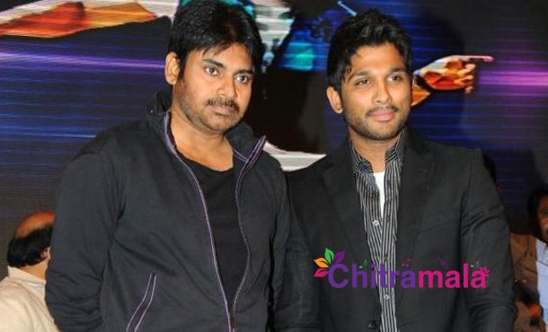 chirufanhere's tweet photo. Happy Birthday to the Brand ambassador Of #Style 🤘 
#StylishStar @alluarjun 😘 
from #MegaFans 😎 
#HBDBelovedAlluArjun  😍 https://t.co/UdOov8FEMV