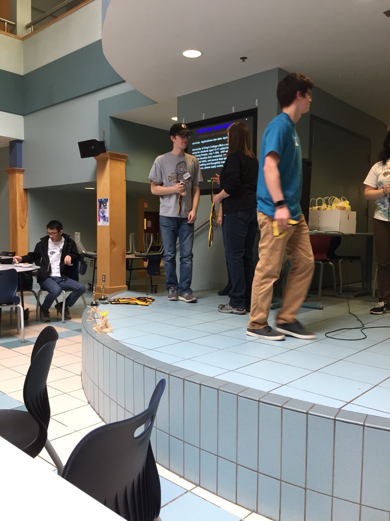 SMilesMath's tweet image. Lockview’s Big Brain Bandits are taking home third place from Horton’s Brain Wars. Congrats guys!!