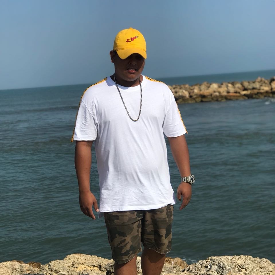 ChamacoLP's tweet photo. #NuevaFotoDePerfilbuenas  mi gente  los invito a darle  play a lo nuevo 
Dame Tu Amor - Chamaco Ft La joya
De la mano de Justin Miranda Andres Miranda Leandro Zapata, con esta nos ganamos un grammy! Suscríbete a mi canal y deja tu mejor comentario 🔥🔥🙏🏽 https://t.co/SUnSEsSNhY https://t.co/fvvkcWOG8E