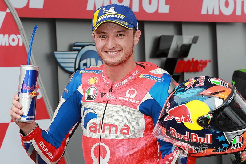 es_Motorsport's tweet photo. .@jackmilleraus: "Puse los #neumáticos de seco y decidí jugármela" https://t.co/CRQQE5uWQC
#MotoGP #JM43 #Ducati #ArgentinaGP https://t.co/ZGz1CybLYx