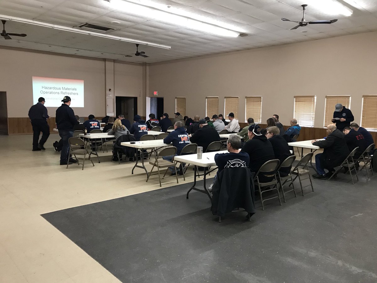 centralvfc147's tweet photo. Today was our yearly Hazmat Ops Refresher. We also discussed the importance of #firefighterdecon to help prevent being contaminated by cancer causing carcinogens that we are exposed to. https://t.co/BWetEfyGrD