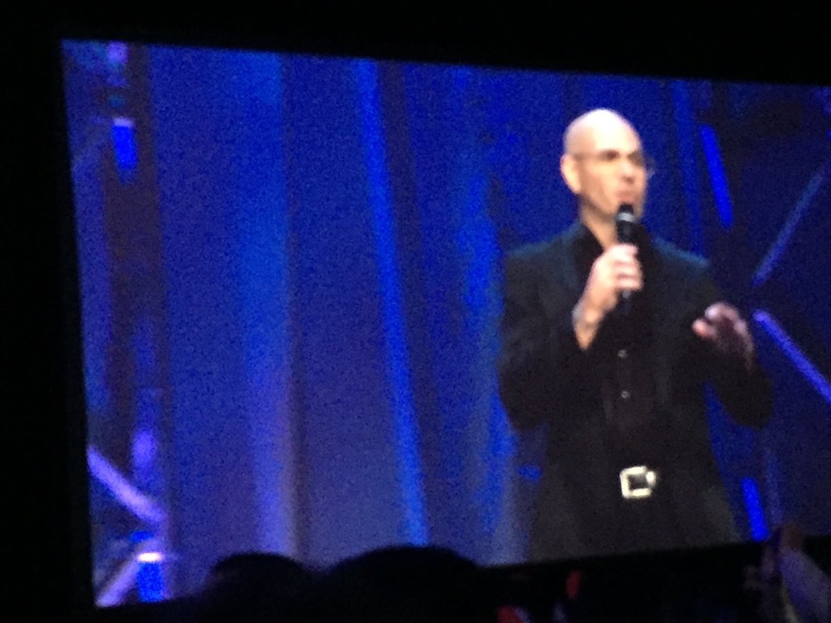 mcfarlane_todd's tweet photo. Mr. Worldwide https://t.co/y3vHywYaUn