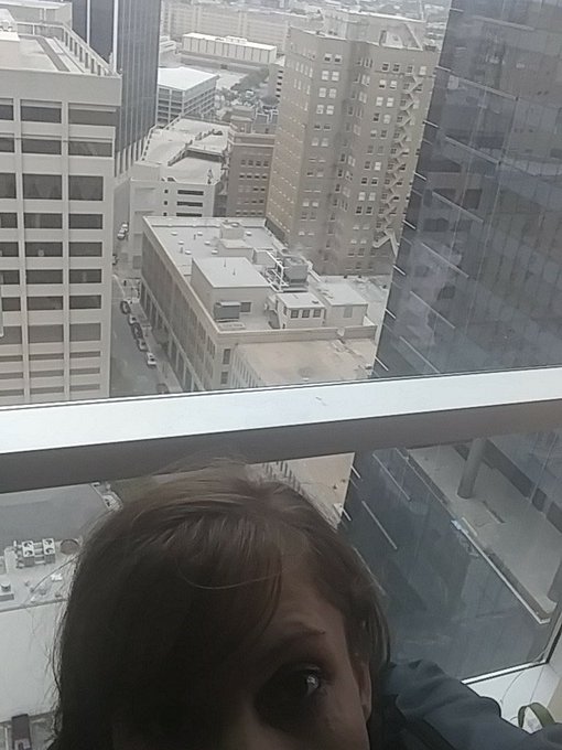 I do obsess over tall buildings especially when I'm in one https://t.co/fpdxz6UQr3<a href="/tag/new"class="tags"><span>#new</span></a><a href="/tag/hotness"class="tags"><span>#hotness</span></a><a href="/tag/looks2kill"class="tags"><span>#looks2kill</span></a>