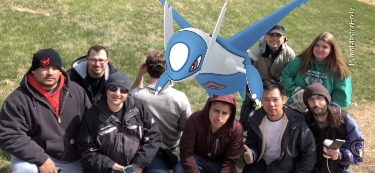 PkmnMasterHolly's tweet image. Latios Raids are really fun with AR Plus Mode!! @PokemonGoApp 

#ARmode #ARPlusmode #latios #pokemongo