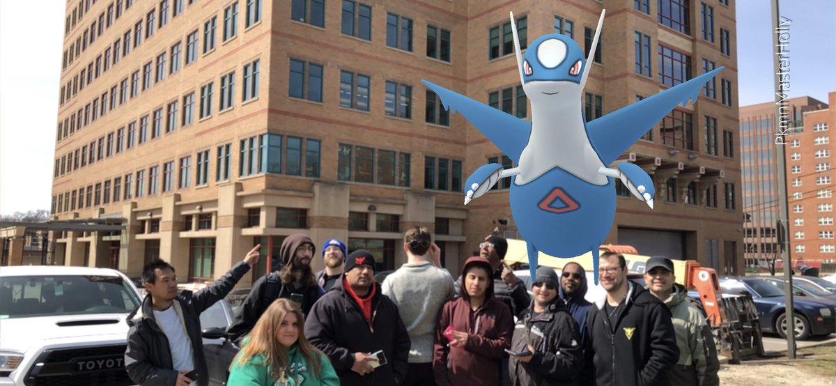 PkmnMasterHolly's tweet image. Latios Raids are really fun with AR Plus Mode!! @PokemonGoApp 

#ARmode #ARPlusmode #latios #pokemongo