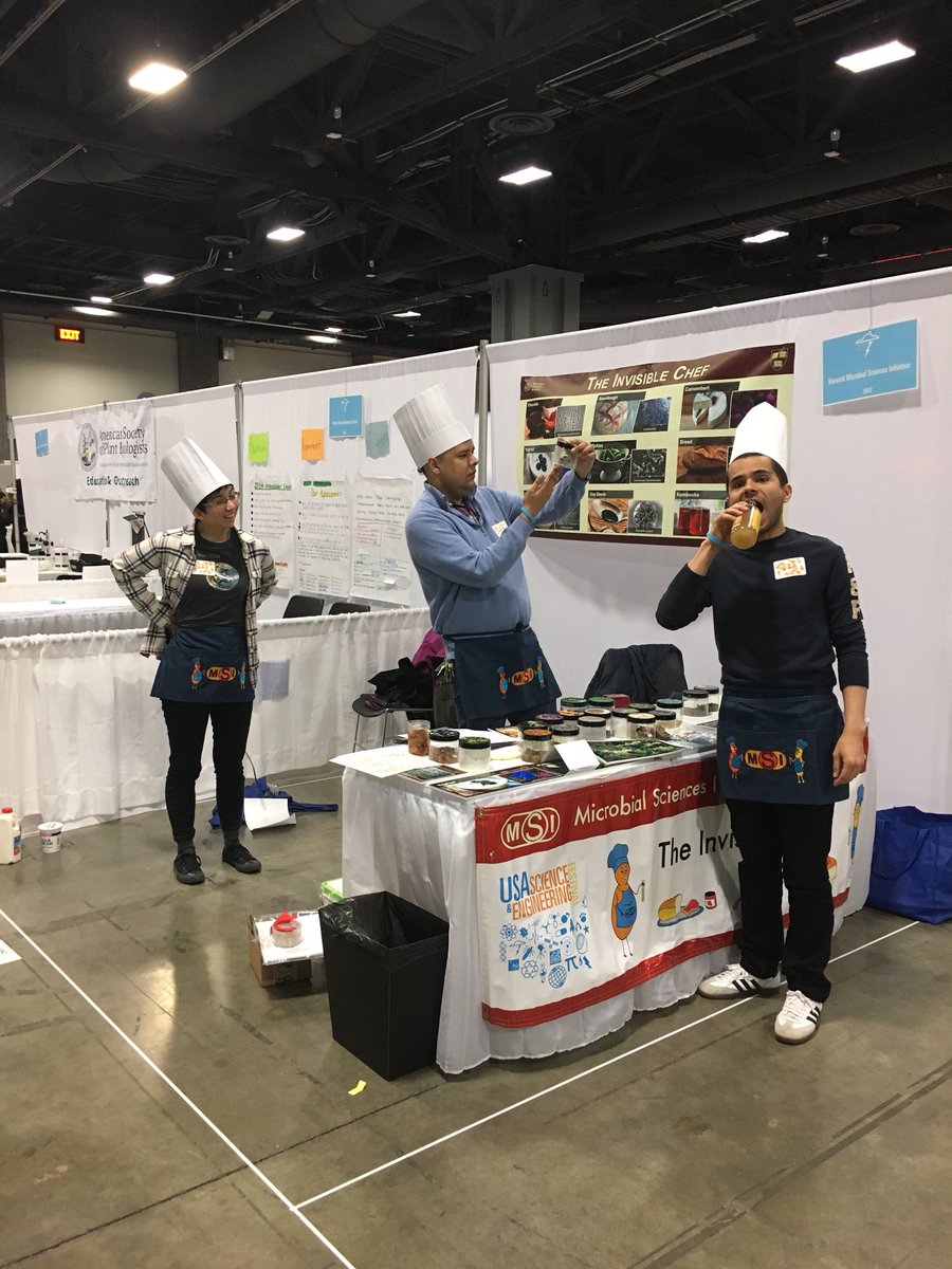 HarvardMSI's tweet photo. The Harvard Microbial Sciences station is setup @USAScienceFest 2018! #SciFest #Microbes #microbialchefs #microbialfood #scicomm https://t.co/IU5gfnMxQa