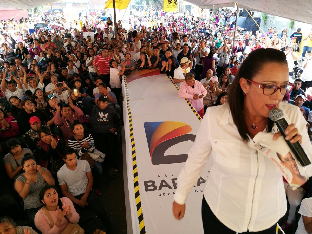evelyn_parraA's tweet photo. Felicito a Elena Segura x su arranque d campaña, candidata a Dip. Fed en VCarranza. #PorVCarranzaAlFrente #DipEve @PRDMexico @julioc_moreno https://t.co/Mm9e97IXuj