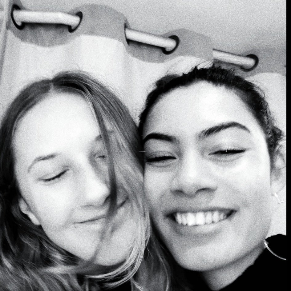 coucoubltch's tweet photo. Vem gjorde det bäst thooooo? #Foscar eller #Salisia 🤷🏼‍♀️ https://t.co/MN6QW5Oplf