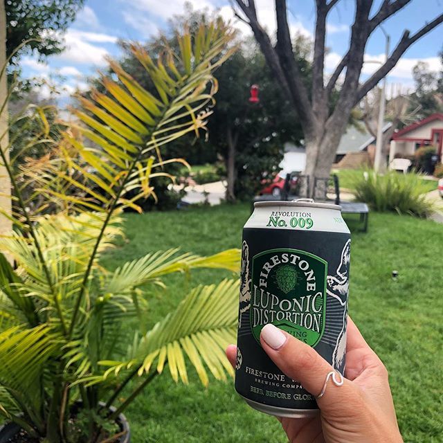 It’s been a while, friends! It’s only appropriate to enjoy a cold one when it’s sunny and 75° out on #nationalbeerday 🍻Luponic distortion series never disappoints. Cheers everybody! ift.tt/2EsLqJC