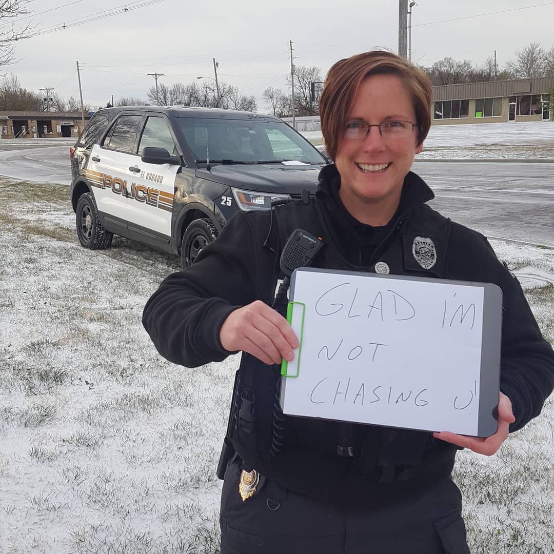 ElDoradoPolice's tweet photo. Sgt. Scribner had a message for all the half marathoners today while doing traffic control. When she isn’t working Sgt. Scribner does triathlons and other crazy hard running and biking things. https://t.co/lnlpaFwYtQ