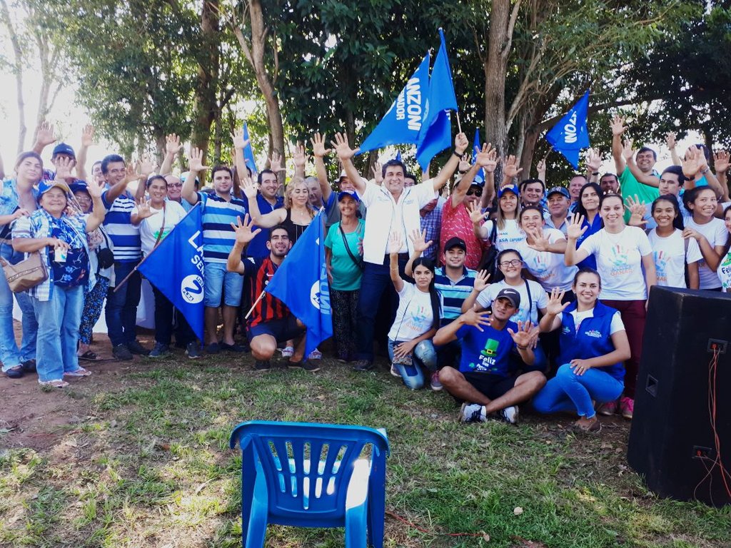 FSilvaFacetti's tweet photo. #SantaRosa #Misiones con #LanzoniSENADOR #Lista2, #CapurroDIPUTADO y #JacquetJUNTA #Lista5 en almuerzo la compañía Santa Teresa. @InfoAzulPy https://t.co/mWPRJqSESJ