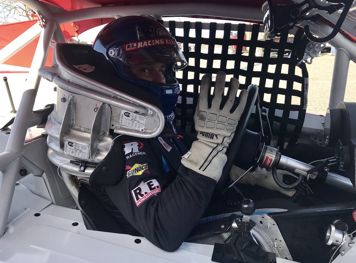 AndySeuss's tweet photo. Andy is heading out for #NWMT Practice 2 at @ThompsonSpdwy The #57 #OBbuilders crew is looking to improve on Practice 1 time of 19.057 (18th quick) #Icebreaker2018
@WhelenEng @NASCARHomeTrack @LeafRacewear @REradioz (DoS PR) https://t.co/mDjS1SeOtc