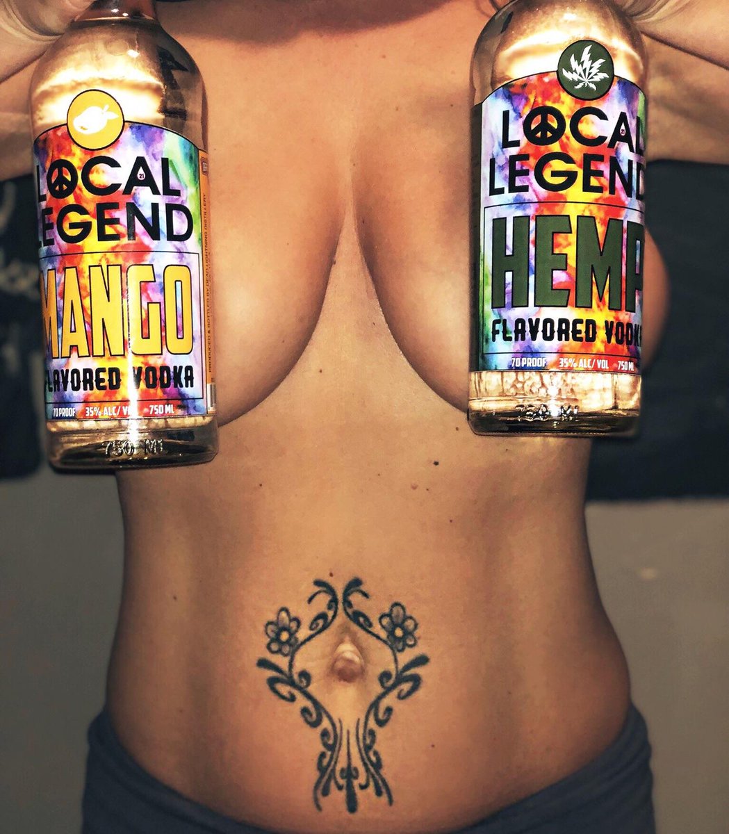 katrinaaa33's tweet photo. The hemp brings out the Mango 😊 #DeadLightning #TouchTunesTV https://t.co/1ufZaxvZcN
