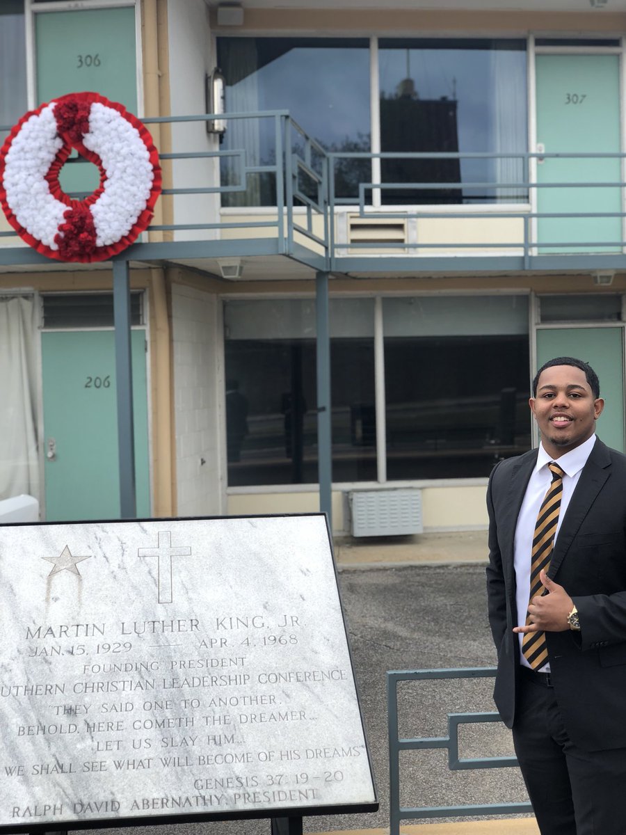 moneymills_15's tweet photo. "We may have all came on different ships, but we're in the same boat now." - Bro. Martin Luther King Jr. #MLK50th #AlphaSouth #Anubians #MMFB #BetaNu https://t.co/HDgHpK41IL