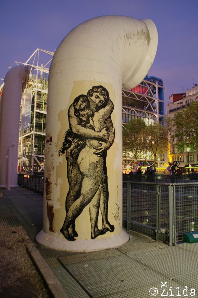 MiladyZen224's tweet photo. #artderue  #streetart #Zilda01 Lovers https://t.co/z3fbB4au91