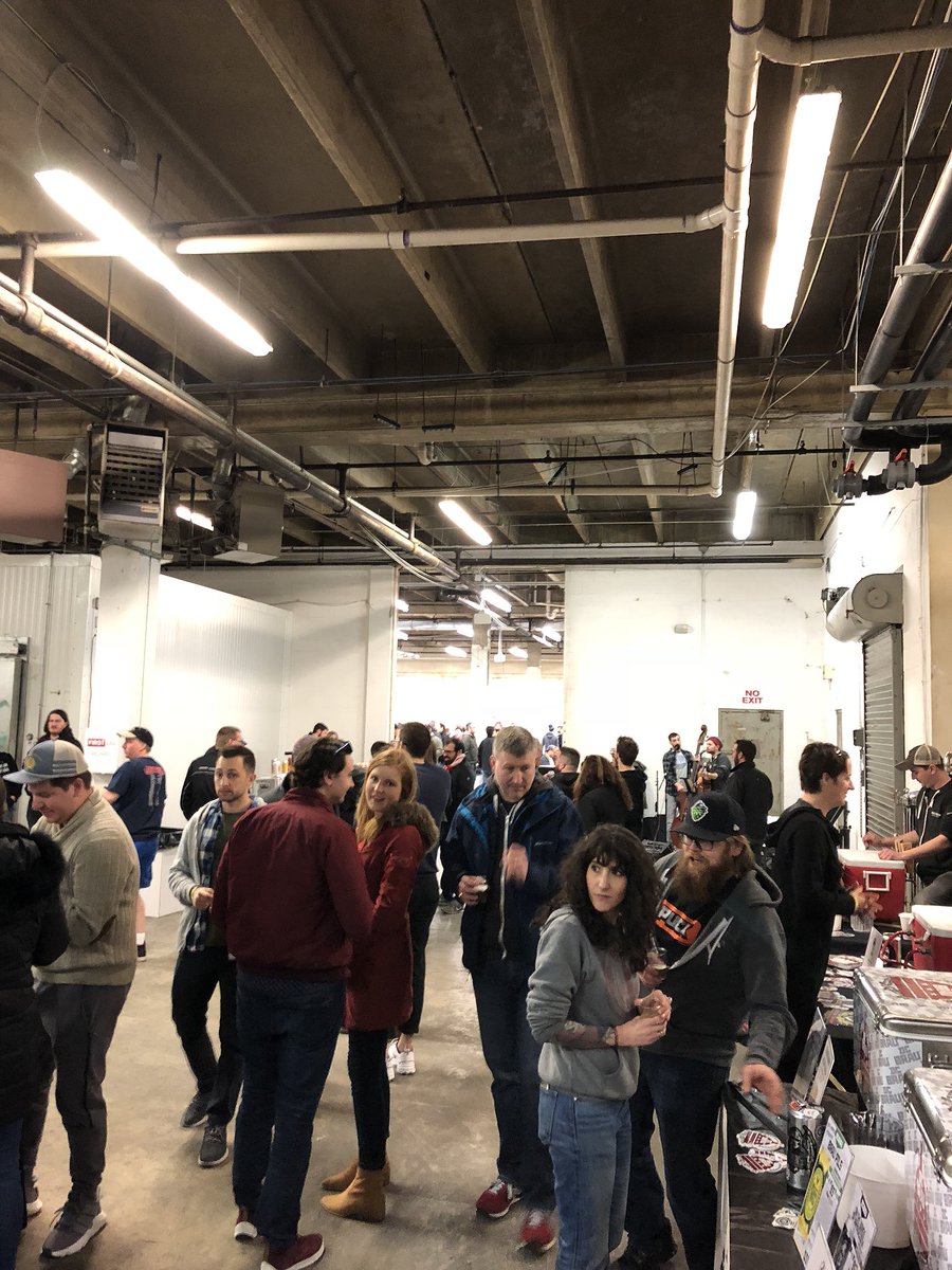 NEEatsDC's tweet photo. @DCBrewersGuild Awesome time hanging out with #neeatsdc vendors past, present, and future. #madeindc #drinklocal https://t.co/cIFVD5rRNM