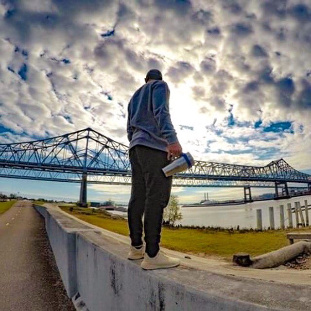 GrabLifeGear's tweet image. Blue sky’s are coming..☀️
..
..
..
#thegrablife #grablifeoutdoors #getahandleonyourtumbler #yeti #ozarktrail40oztumbler #ozarktrail #rtic #rtic40oztumbler #testedtough #navyblue #whatgetsyououtdoors #amazon