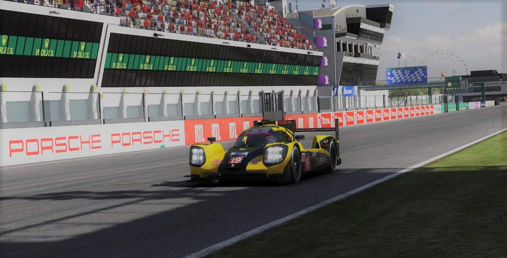BerlinSimSport's tweet photo. Second run in the #iRELMS 6h of Le Mans! After claiming a stunning pole position by nearly one second, Dominik Färber and Michael Schwanzl are in P2 behind @VDbyTX3 at the moment! Still 3 1/2 hours to go. Will they make it 2 out of 2? https://t.co/lUE00cwzou