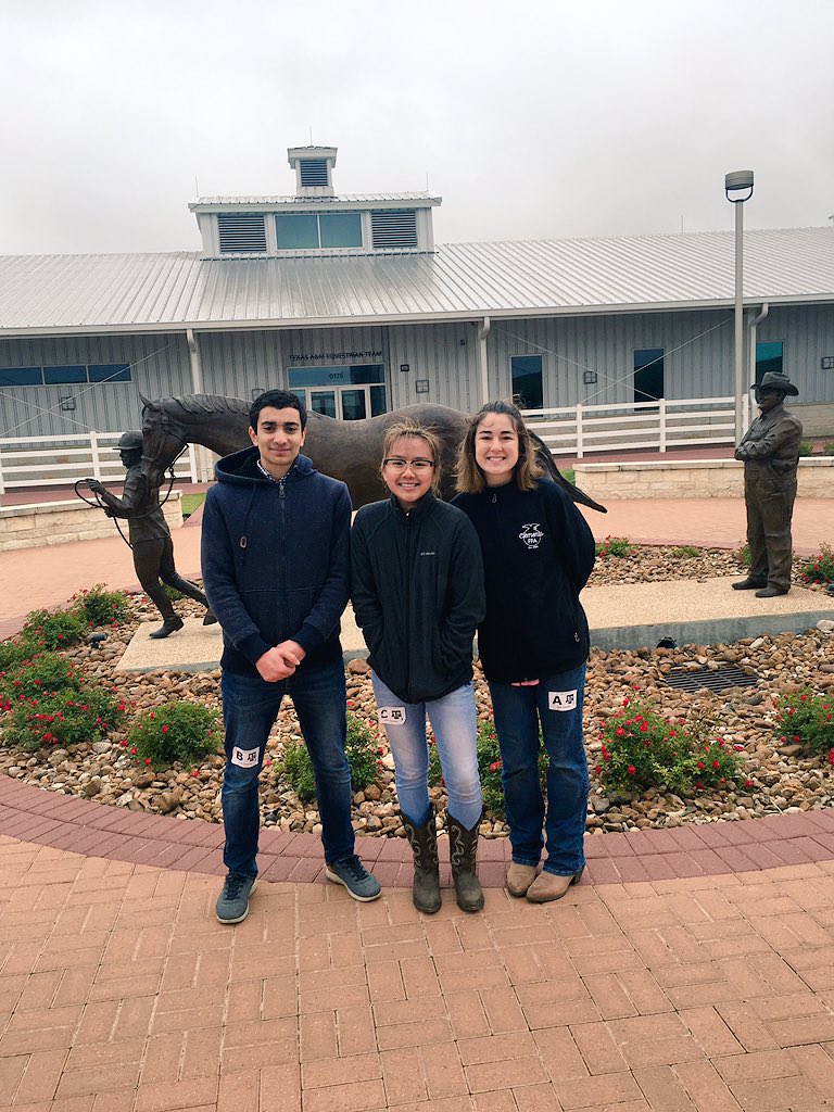 MrsKMarchant's tweet photo. These 3 placed 14th at the Area 3 Horse Judging contest today and were 18 points away from qualifying for state. I am extremely proud of how hard they worked all season! https://t.co/uYck88V26B