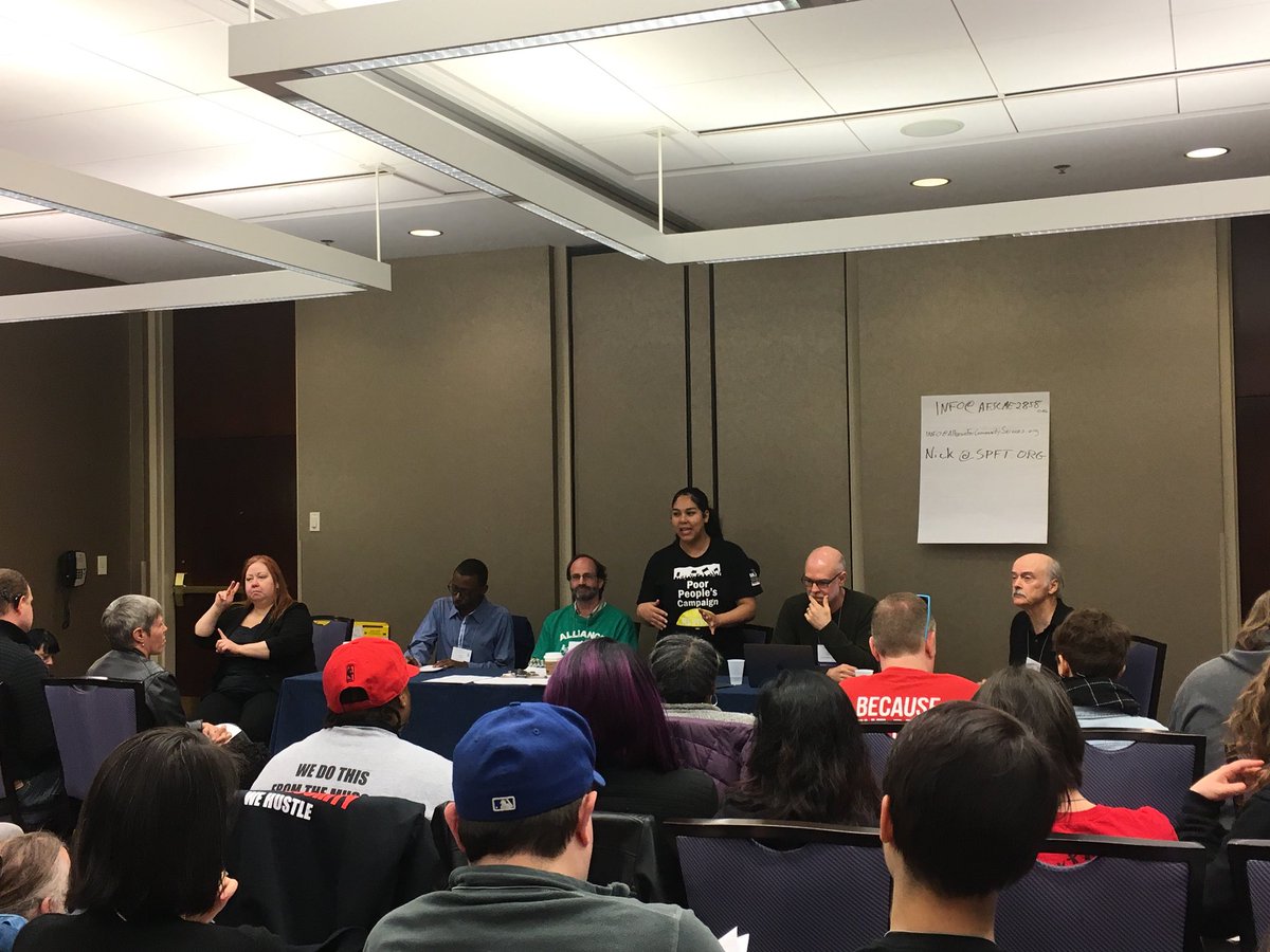 LouRegan1's tweet image. Community organising at Labor Notes Conference. Philipa Harvey talked about our school cuts campaign and people were very interested. Lots of similar issues and ideas for local campaigning in our communities. #LaborNotes2018