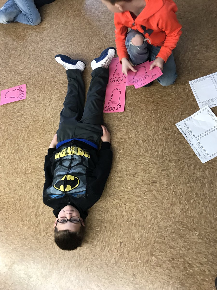 HembroughGrade1's tweet photo. In first grade, we use non-standard units to measure. For example, we can use feet cutouts to measure classmates! 👣 https://t.co/oN5DrAgRcf