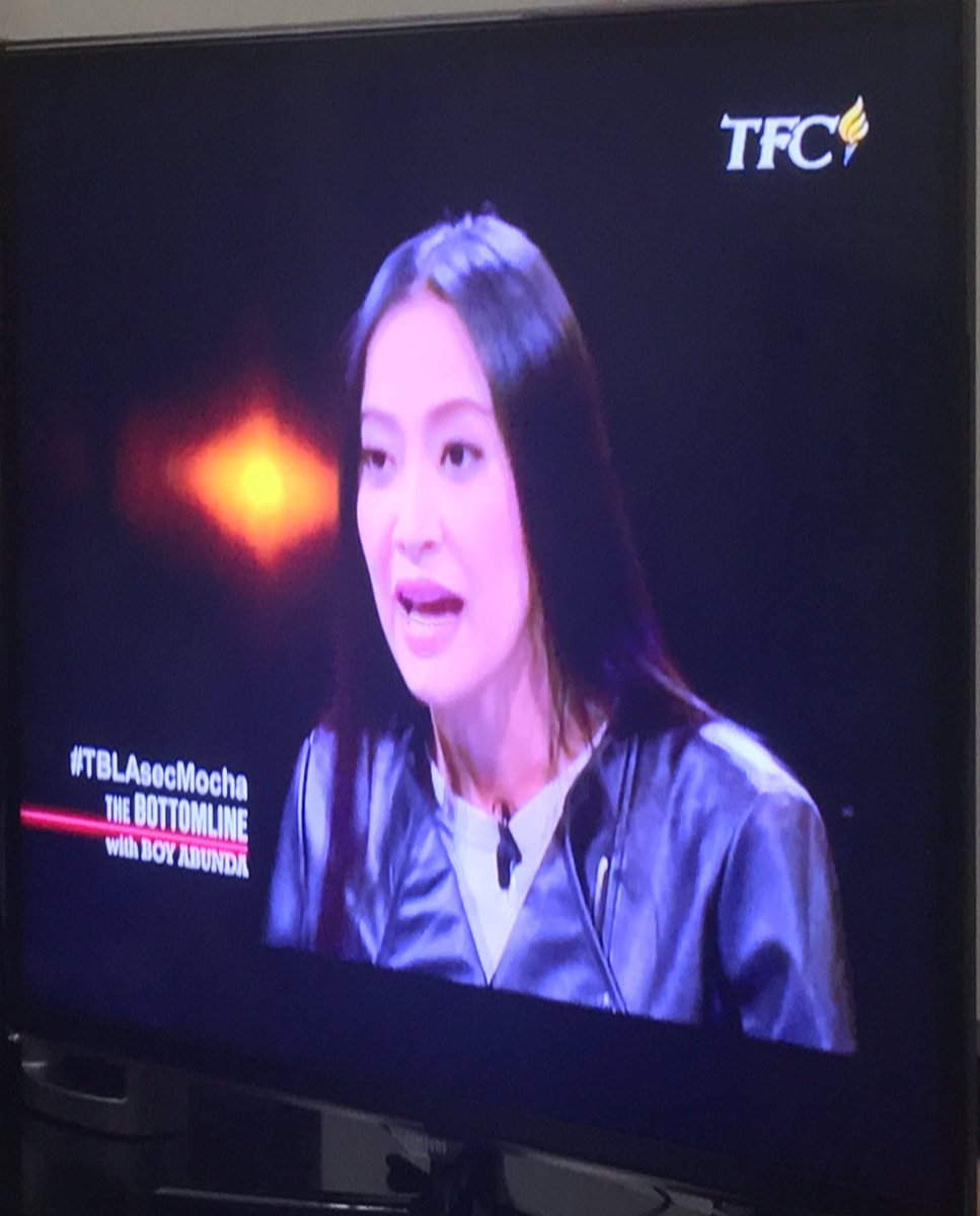 PunchTheLies's tweet photo. Boy Abunda: kung may gusto kang ituro papuntang impiyerno, sino yun?

.@MochaUson: sa mga ginagawa nya? Si Trillanes kasi siya ang hari ng fake news. 

Grabe ka Mocha! Saludo ako kung pano mo inaalagaan nanay mo pero grabe sinungaling ka talaga! Plastic!

#TBLAsecMocha
#FireMocha https://t.co/87CVbRYIwo