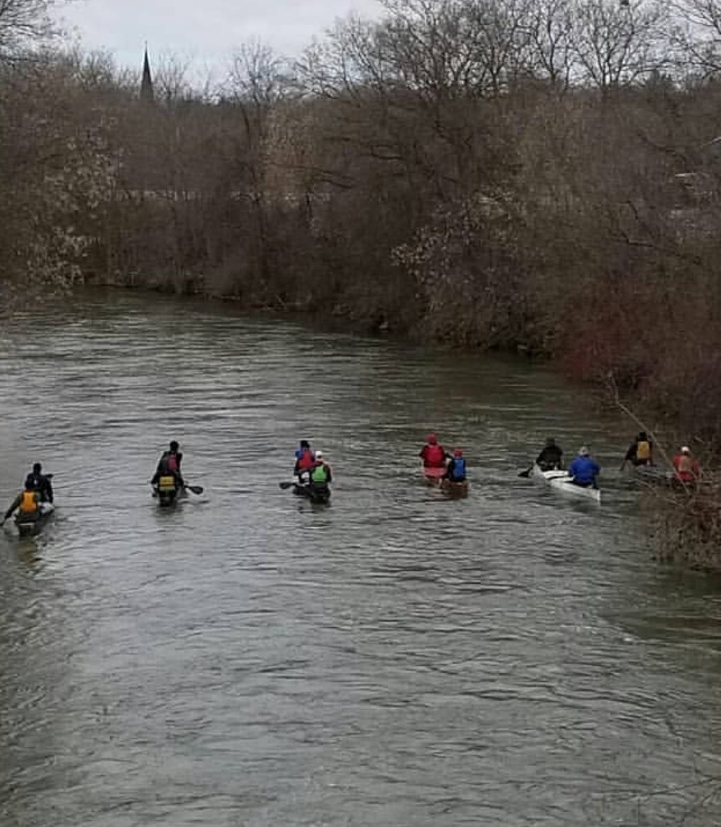 omckra's tweet photo. 2018 Race season has officially begun...Thames Classic Race took place today.
#marathoncanoeracing #OMCKRA  #ckc #paddle https://t.co/jqA6q1ZXfs