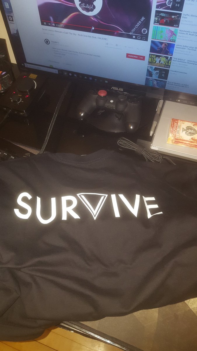 HCVisions's tweet photo. Look at what just made it to my house @GetVindictive.  I love the simple design.  I'm about to wear it during my gym session today.  Also shout out to @DesignByHumans for this qaulity product.  #VinFam #VinLove https://t.co/XkX73uA2RQ