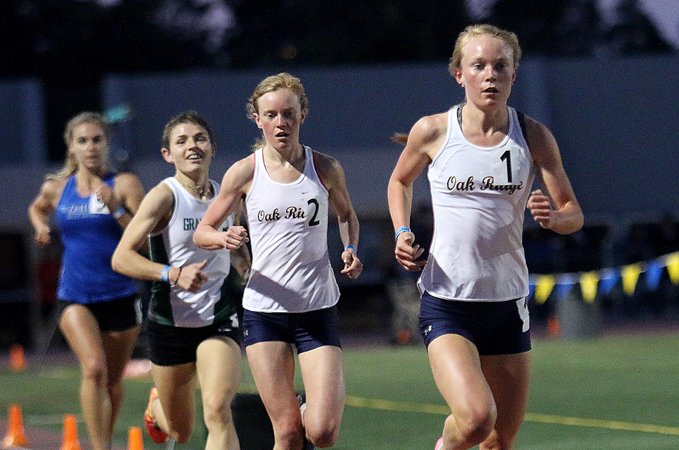 CrossProb's tweet photo. Maddy and Elena Denner threw down the 8th and 18th fastest 3200m's this season, last night.

Maddy - 10:28.32
Elena - 10:34.56

Arcadia Invite. https://t.co/8T7XXxvVjw