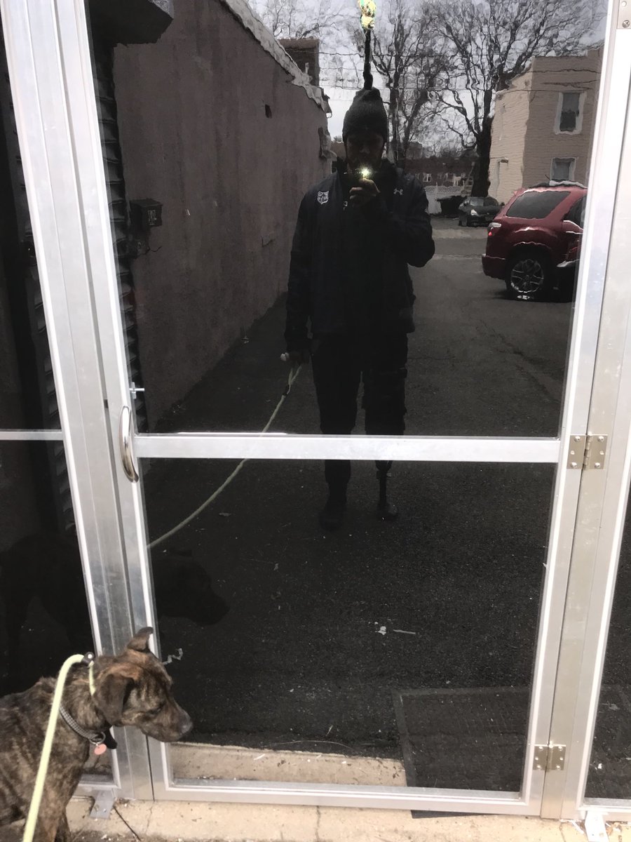 rocktate08's tweet photo. It’s been 5 weeks but the peg leg still makes me feeel some type of way. #pirateintraining https://t.co/pKlKyiA16X