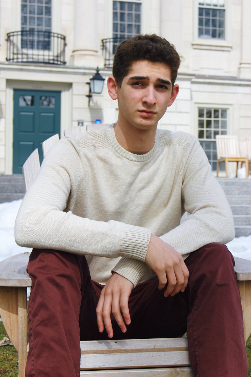 21 Days of Crimson

Day 16: Eric Tarlin, Producer and Instrumentalist
"21CC has a rare combination of passion, talent, diversity, and swag, and I can’t wait to see how far we go."