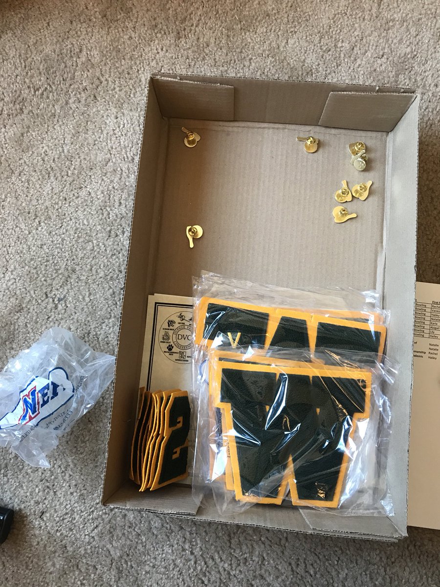 The awards are getting organized for the team for our end of the season party. Time to celebrate our accomplishments tomorrow at Chuck E. Cheese. Think the girls want to beat their coach at ski ball. 😀😀😀😀🥇🥇🥇🥇

#WVHSbowling #LadyWarriorsbowling #BeWV