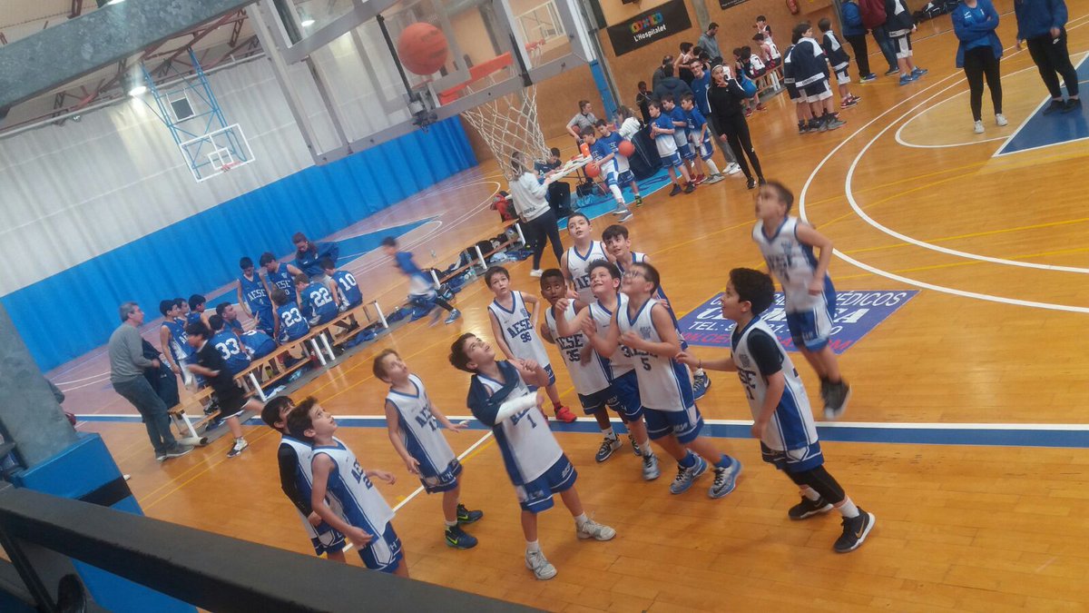 PaulaMartinez6_'s tweet photo. Seguim sumant i creixent dia rere de dia i no només com a jugadors, sinó també com a persones. #ànimsBiel #PBM1 https://t.co/6Hn3o9xBkB