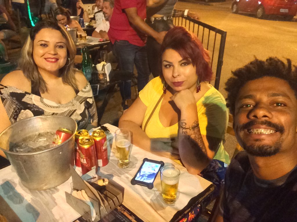 Só pra relaxar merecemos muito