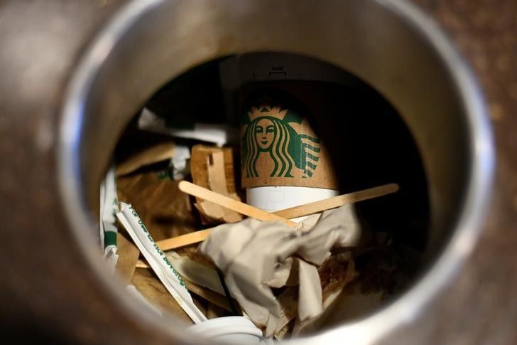 wef's tweet photo. Starbucks has started charging for takeaway cups to cut #plastic waste https://t.co/Zi4xOnc4m4 #environment https://t.co/f5DkJD5B6W
