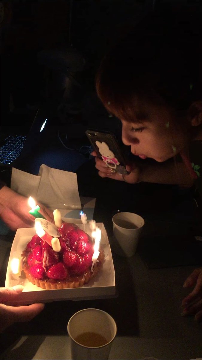 海老沼崇史 昨日の高橋みなみさんリハーサルの時に誕生日のお祝いをしました ハッピーバースデートゥーユー ハッピーバースデー トゥーユー ハッピーバースデー ディア ハッピーバースデートゥーユー 当たり前のように名前を言わないバンド