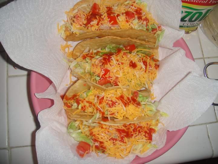 ML_Vegas's tweet photo. @OfficialLivePD @PascoSheriff @LivePDNation @RCSD @TomMorrisJr1
@Sean_C_Larkin @9PMRoutine1
Yes I'm very quiet tonight, bc of a really bad fall this morn, & what excruciating pain. To Sgt #SticksLarkin MY homemade tacos are the best! Shells are NOT used, just real corn tortillas https://t.co/T9g3KUuBHM