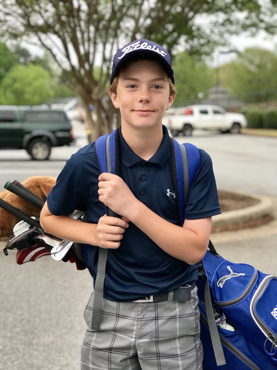 GolfLikeAMann's tweet photo. Been on or at a golf course today since 10:00AM!! 9 hours!! ⛳️🏌🏼♂️🏌🏼♂️#MastersFever @TheMasters #BrodieM #BlaydM #golf #juniorgolf https://t.co/3YsnZe2pQP