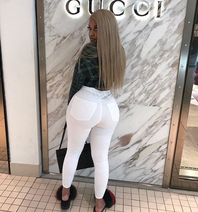 Slim waist ass fat!! #FAME https://t.co/QLmyQL4xM3<a href="/tag/fame"class="tags">#FAME</a>