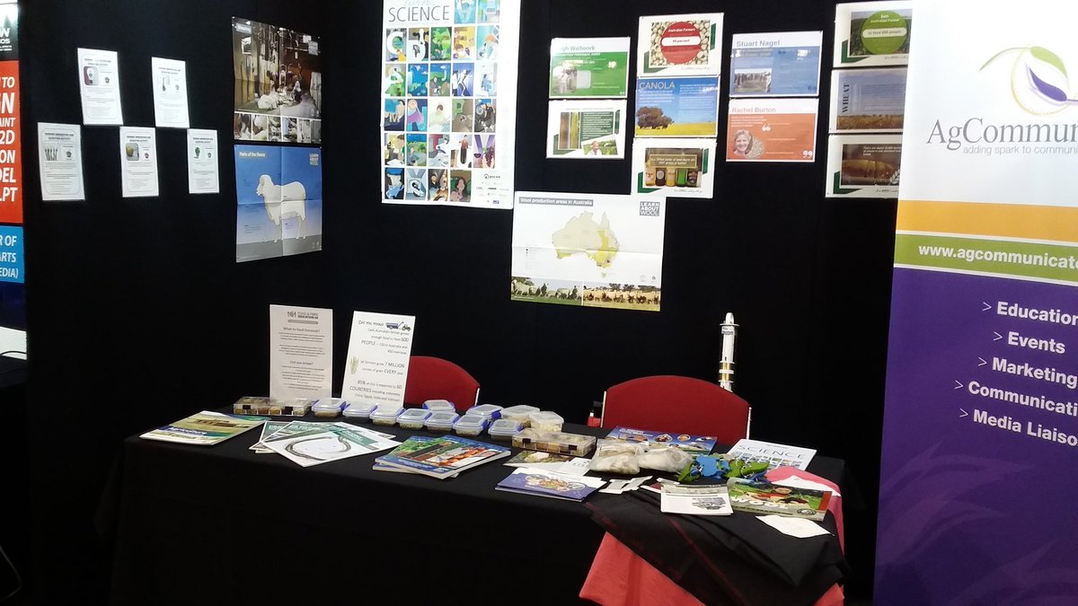 rebekah_starick's tweet photo. At #TSCEA today with Food and Fibre Education SA to encourage high school students to consider studying ag! 🐑🐂 @CareersEvents @AgCommunicators https://t.co/lXHZ0zPPZt