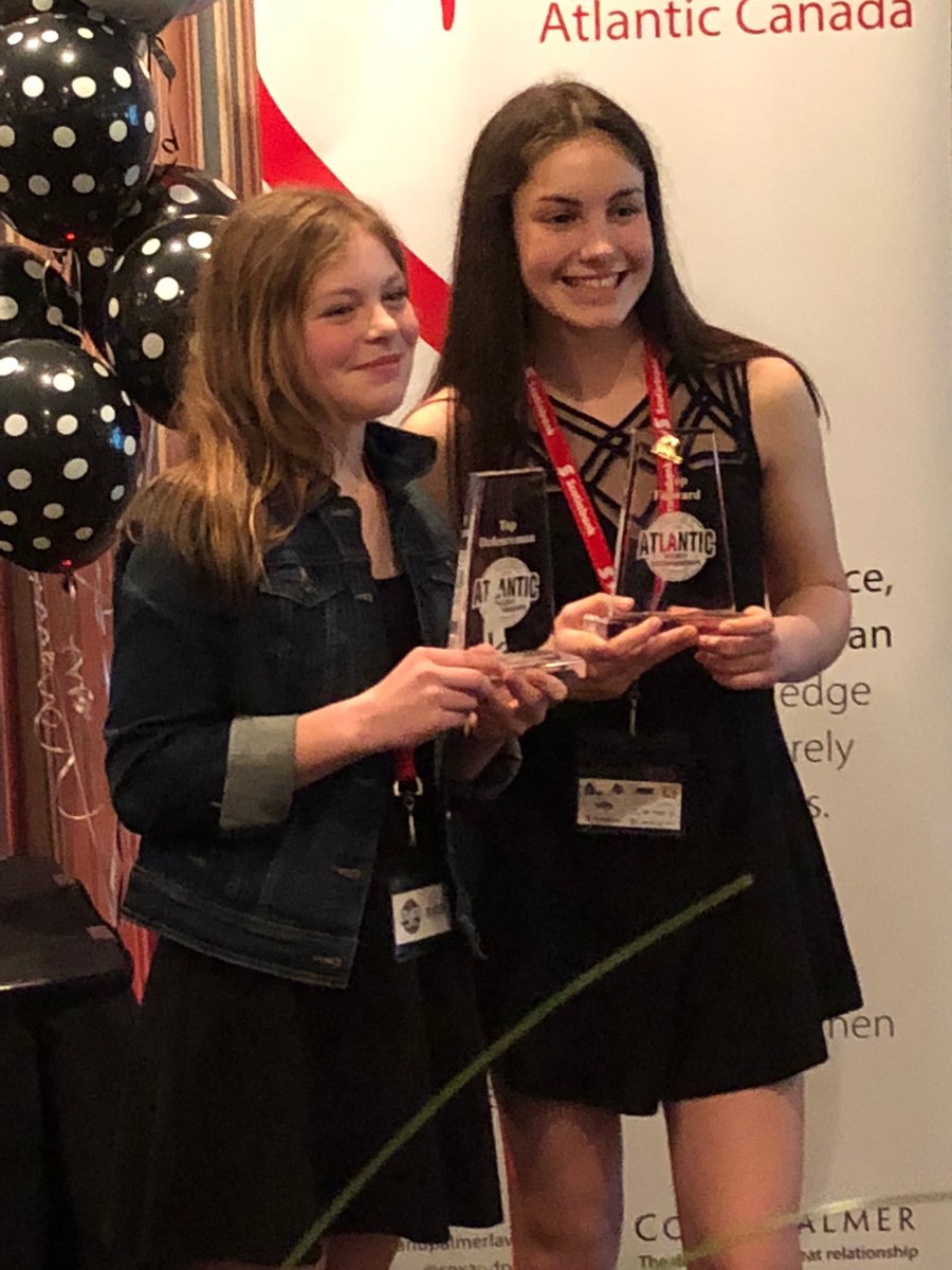 slangley33's tweet photo. Bantam Female AAA Atlantics Award Ceremony: Mid Isle Wildcats taking home Top Forward Emma Langley and Top D Rachel Richards. Way to go Wildcats. Total team effort. https://t.co/YOoVu60VYa