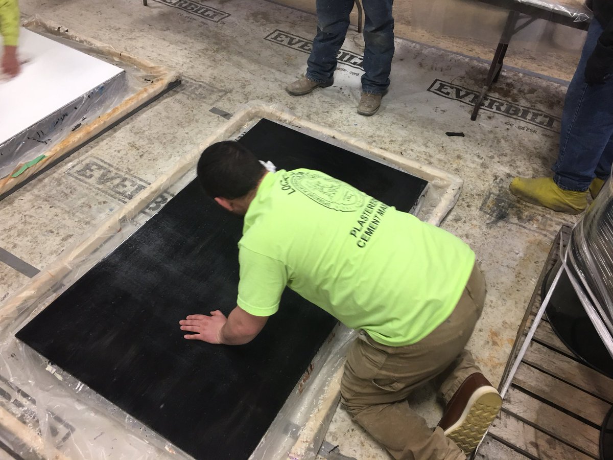 local692jatc's tweet photo. #OPCMIA #Local692 3rd year apprentices at Elite Crete training seminar https://t.co/iHPs2mj91d