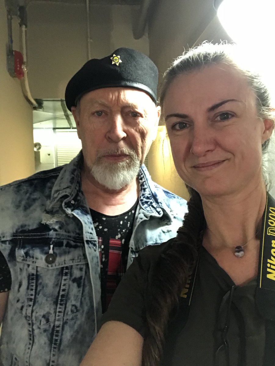 dragonflyartsny's tweet photo. The spectacular #RichardThompson, my muse tonight at the #emelintheater. #livemusic #photography #afewofmyfavoritethings https://t.co/eUb4oW6xUm